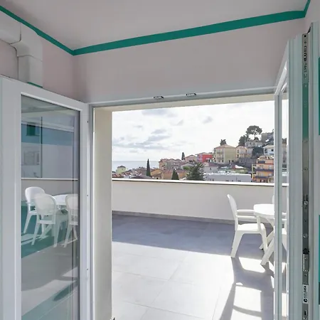 Apartmán La Riviera Dei Colori Marina dʼAndora