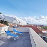 La Riviera Dei Colori Apartment *