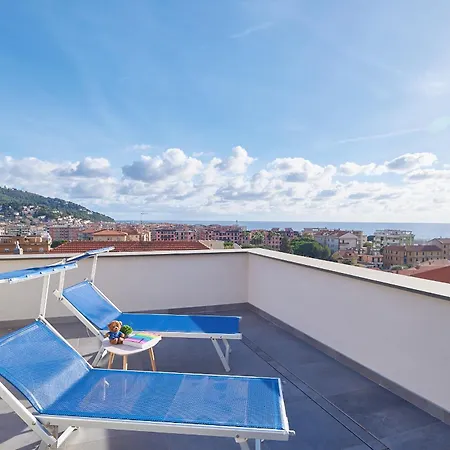 La Riviera Dei Colori Marina dʼAndora